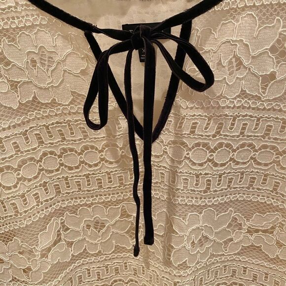 Talbots Cream Lace Top with Velvet Tie Trim XS - Picture 2 of 4
